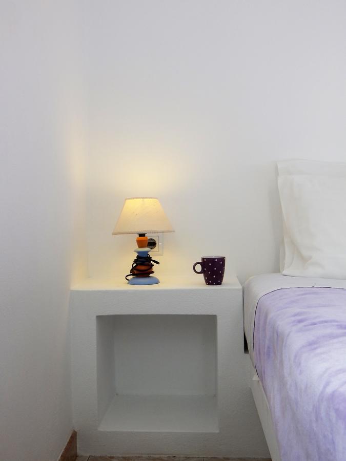 Evgenia Rooms And Apartments Folegandros Town Exterior photo